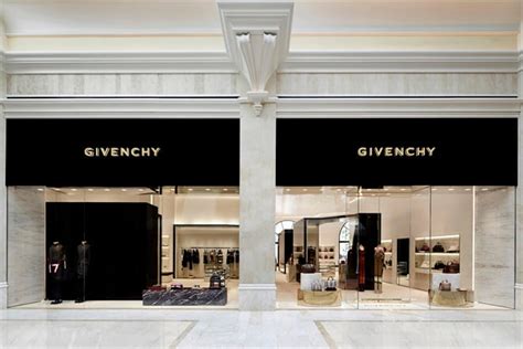 givenchy outlet online italia|givenchy outlet online store.